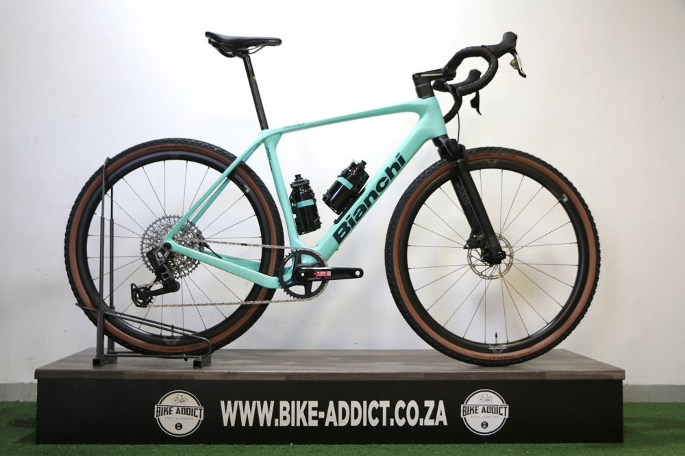 Bianchi Bikes & Cycling Attire| Jersey's & Bib Shorts| Bike Addict