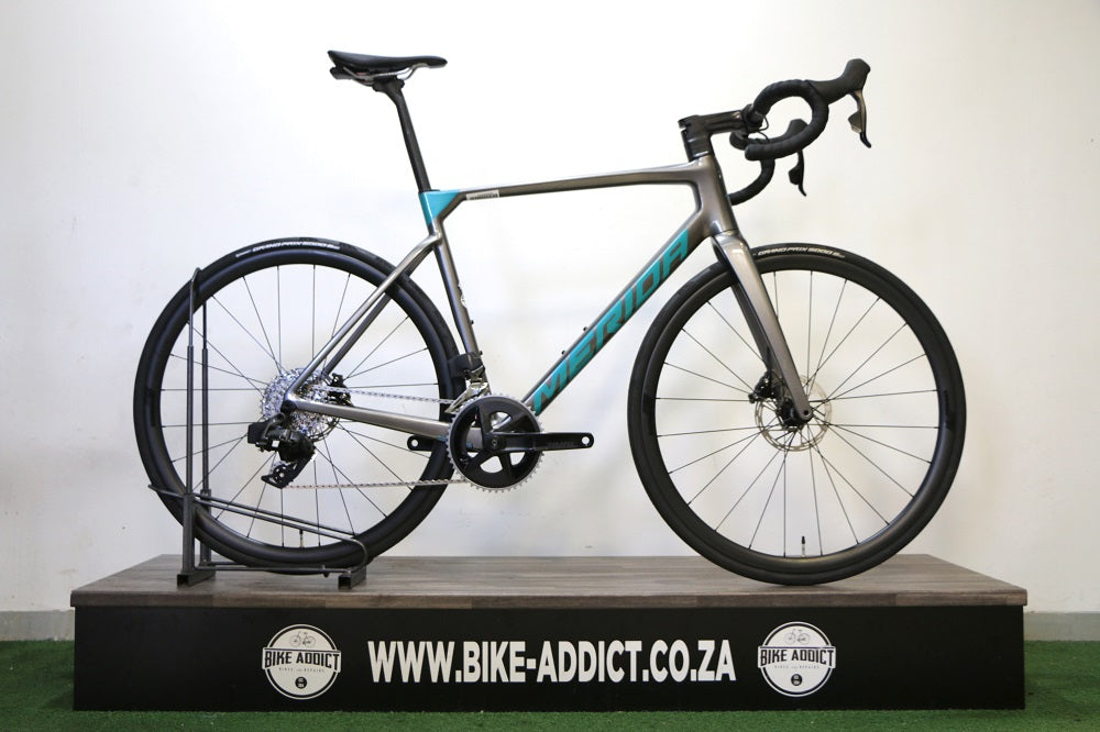MERIDA Scultura 7000 Disc (2024) – Bike Addict