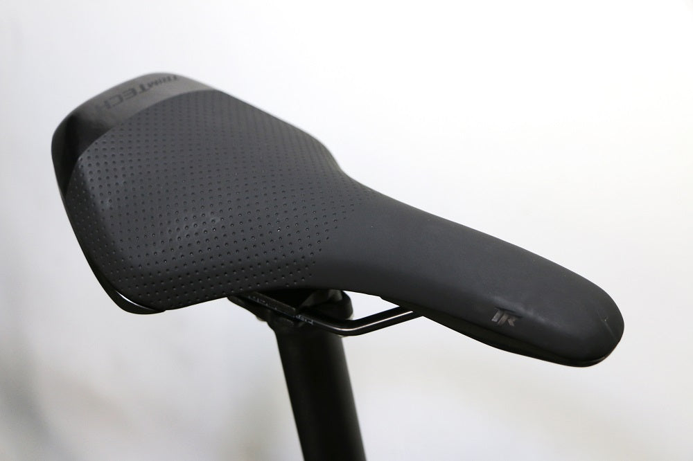 クラッシュ9 Day of the Bitez(White)(Black) Zoli White Smoke & SmeezyOn The Beat- Hawiweng (feat