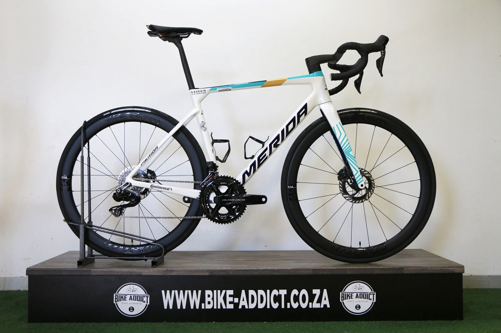 MERIDA SCULTURA TEAM 引き取り希望 MERIDA ( メリダ ) ロードバイク