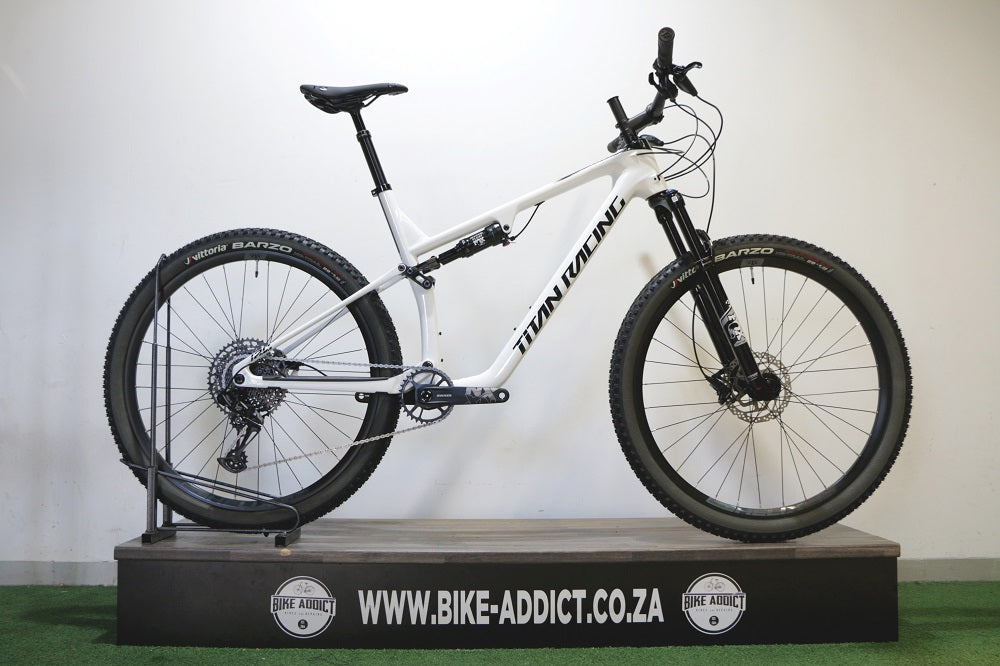 TITAN RACING Cypher Gen 2 120 DC Carbon Expert (2025)