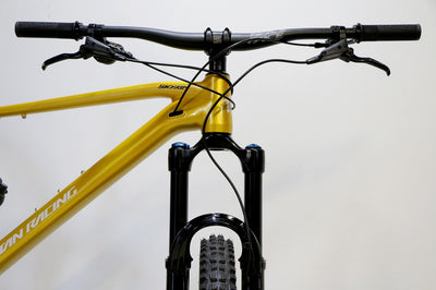 TITAN RACING Skyrim Expert Large (Custom)