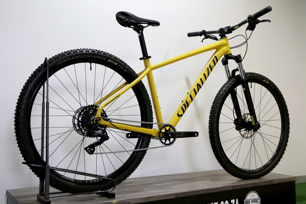 SPECIALIZED RockHopper Large (Pre-Owned)