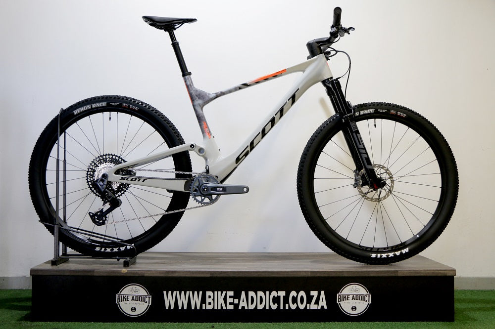 SCOTT Spark RC Team Issue TR AXS - Pastel Grey (2025)