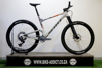 SCOTT Spark RC Team Issue TR AXS - Pastel Grey (2025)