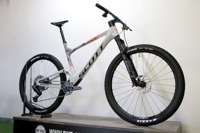 SCOTT Spark RC Team Issue TR AXS - Pastel Grey (2025)