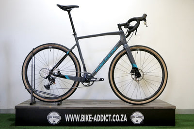 TITAN RACING Switch Carbon Elite (2025)