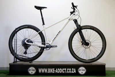 TITAN RACING Cerberus Dash Large (Custom)