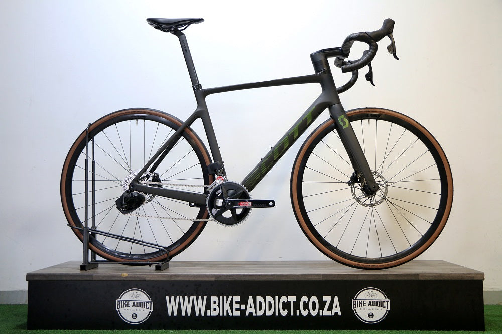 SCOTT Addict RC 30 Disc (2023) – Bike Addict
