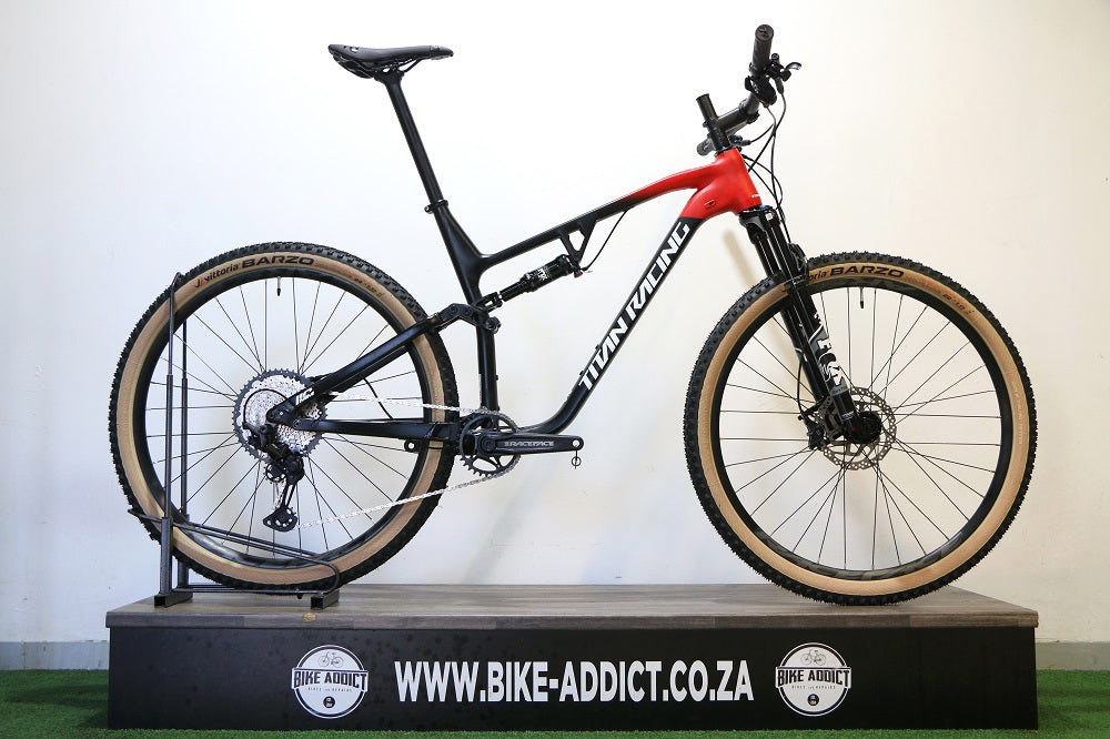 TITAN RACING Cypher Limited (2026) – Bike Addict