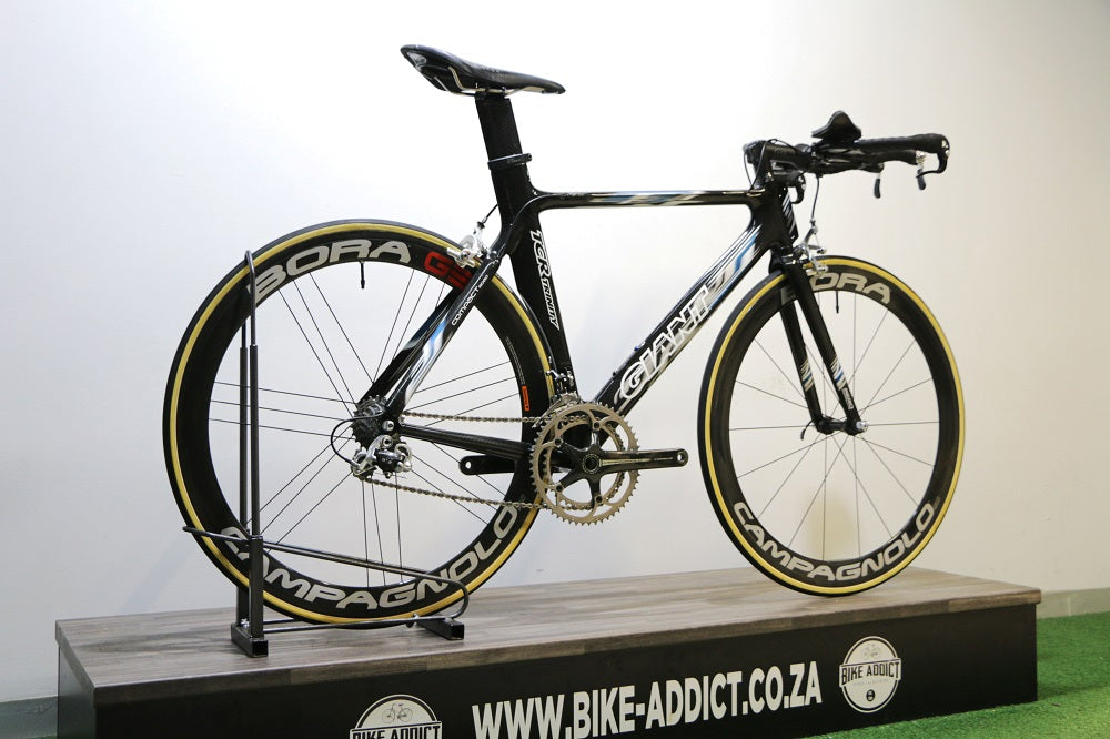 GIANT TCR Trinity Carbon Medium (Pre-Owned)
