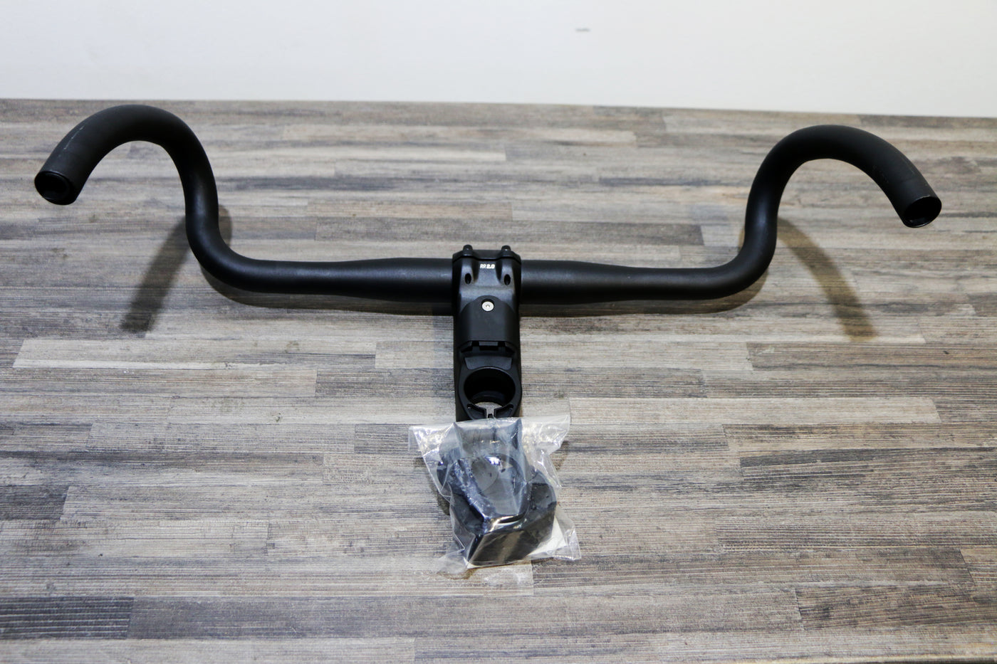 SYNCROS Creston 2.0 Handlebar + RR 2.0 Stem (OEM)