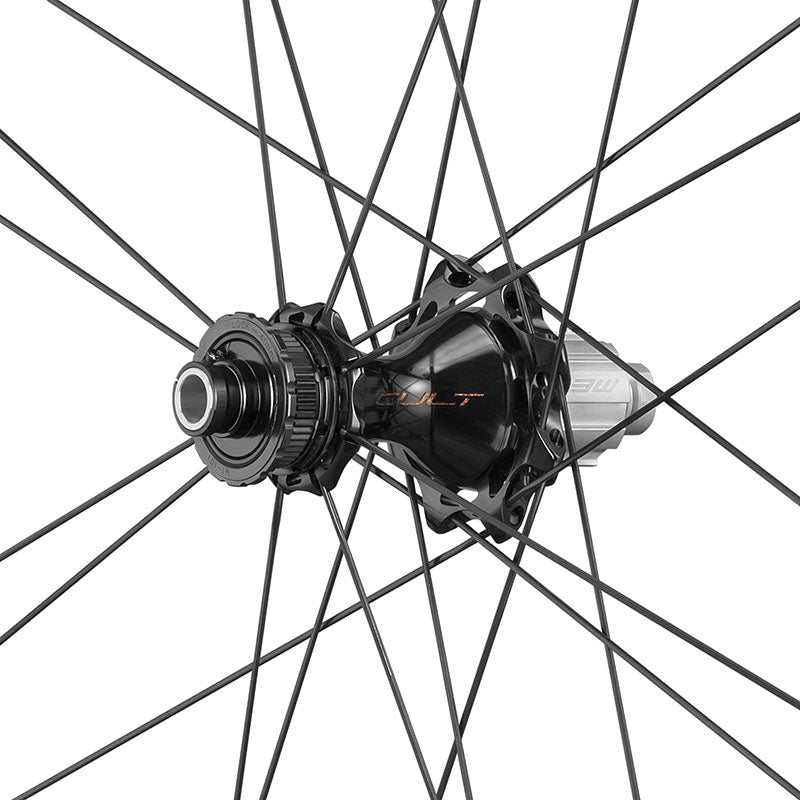 CAMPAGNOLO Bora Ultra WTO 33 Carbon Disc Road Wheelset